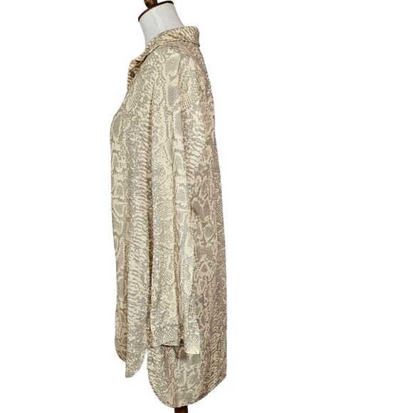 Maaji Wild Animal Mandy Longshirt Coverup - Picture 8 of 11